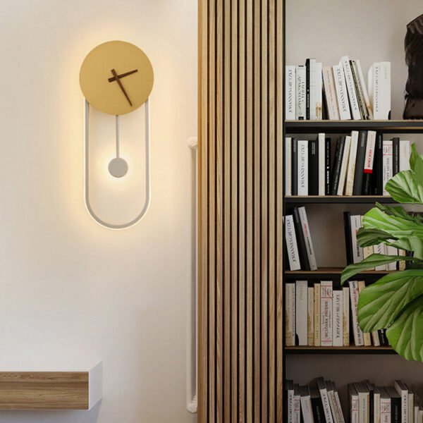 Owalna ścienna lampa LED w stylu skandynawskim z zegarem