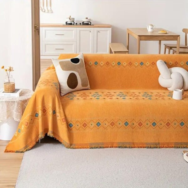 Narzuta w stylu boho z dekoracyjnymi frędzlami