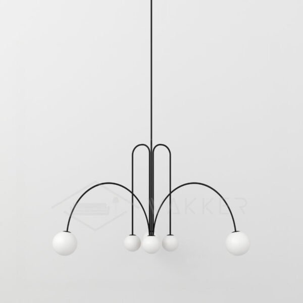 Nowoczesna lampa wisząca ze szkła i metalu do salonu