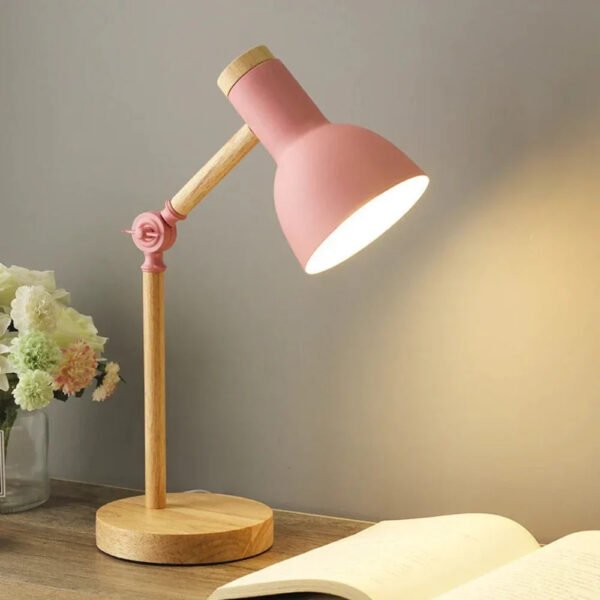 Kompaktowa lampa biurkowa z regulowanym ramieniem
