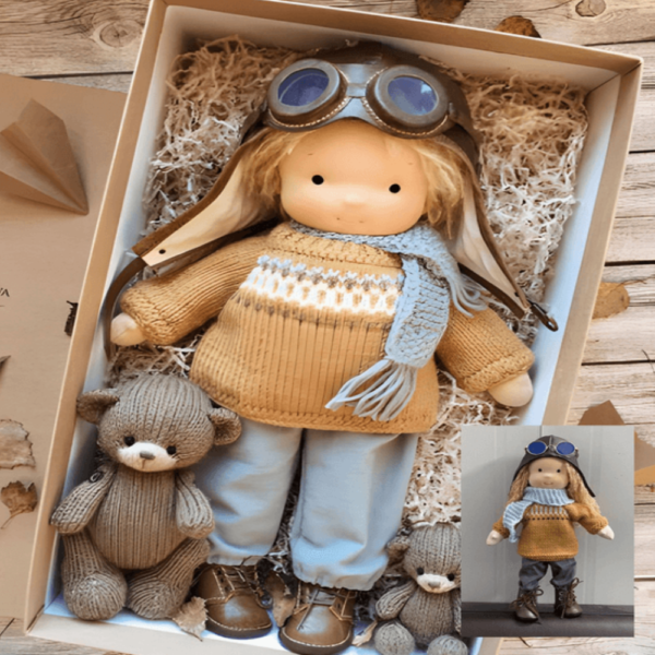 Klasyczna ręcznie wykonana lalka do kreatywnej zabawy