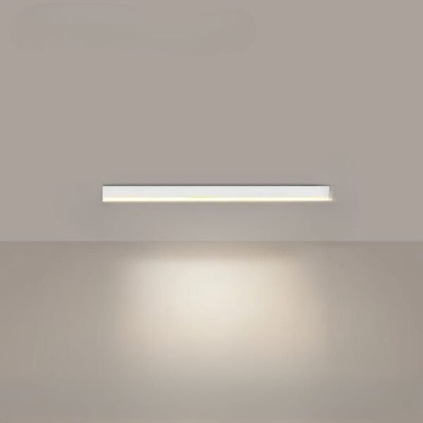 Jasna minimalistyczna lampa sufitowa LED w stylu skandynawskim