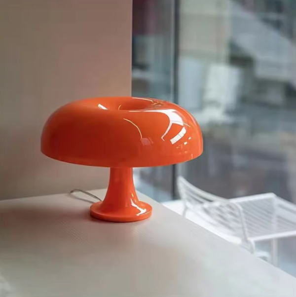 Stołowa lampa LED w kształcie grzyba z ciepłym światłem