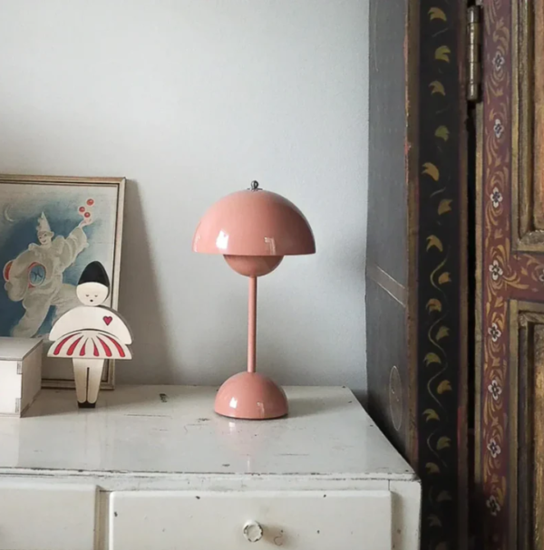 Kompaktowa dotykowa lampa stołowa LED