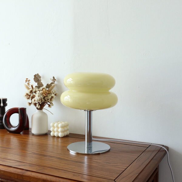 Szklana lampa stołowa LED w stylu retro z regulacją jasności