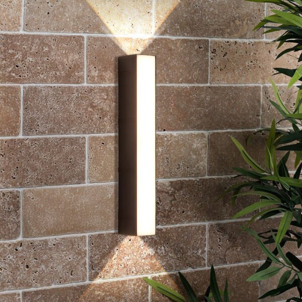 Zewnętrzna lampa ścienna LED góra-dół o odpornej konstrukcji