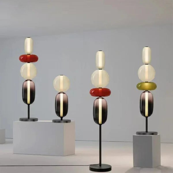 Lampa LED ze zmienną barwą światła